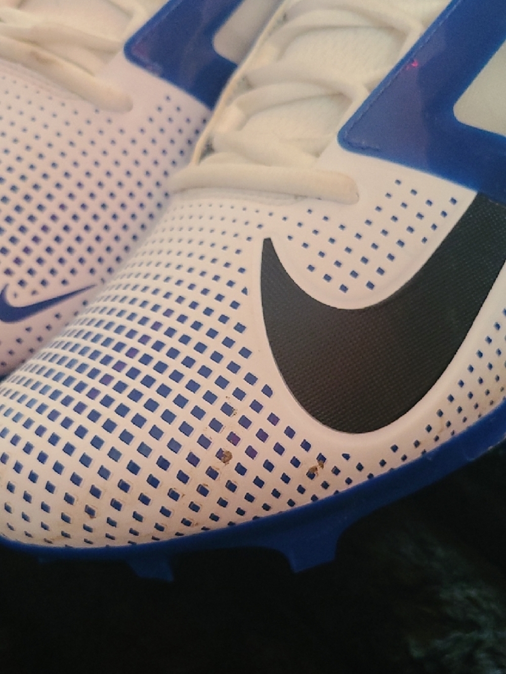 Nike White and Royal Blue Alpha Football Cleats - Picture 6 of 7